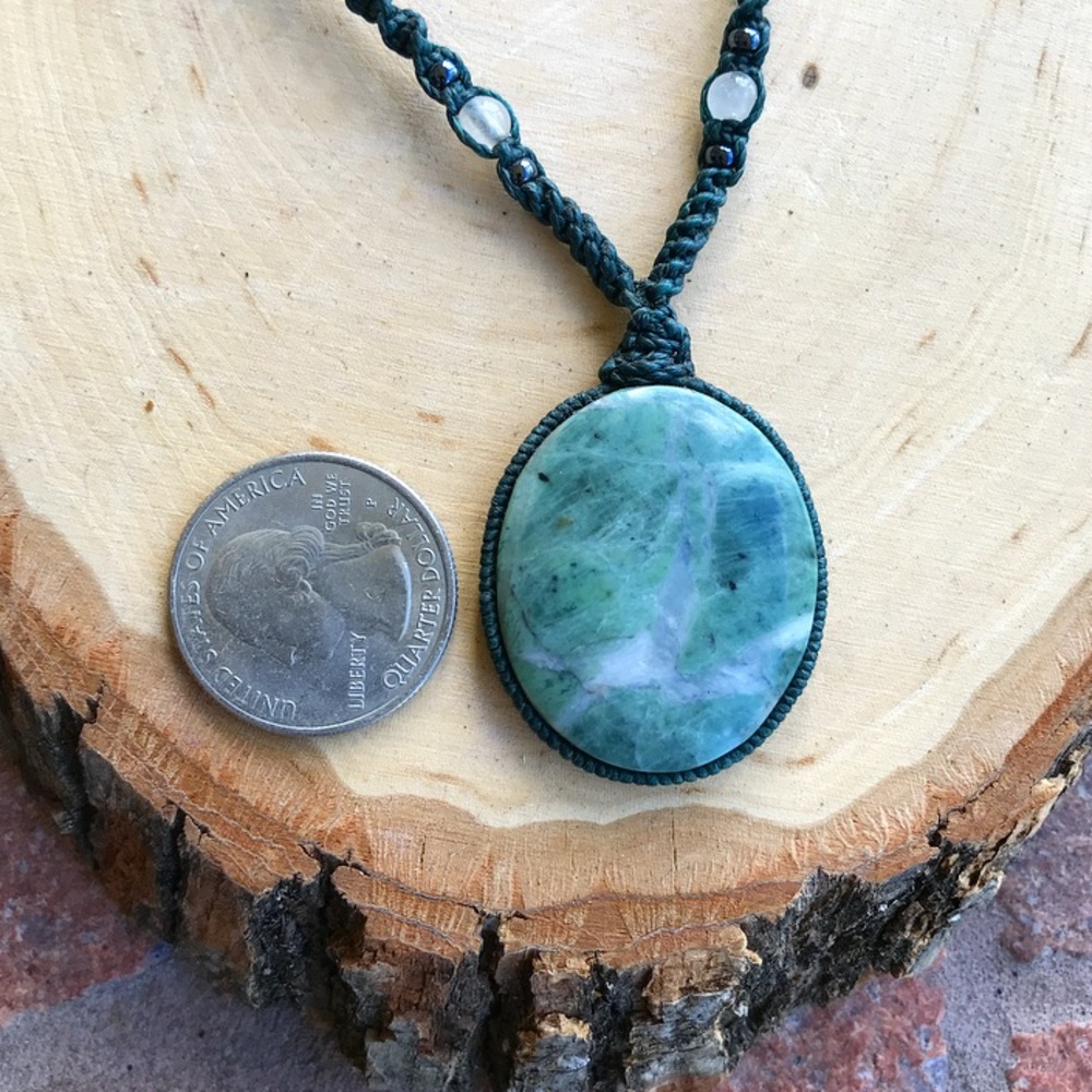 Sold macrame boho agate gemstone necklace - Picture 3 of 8